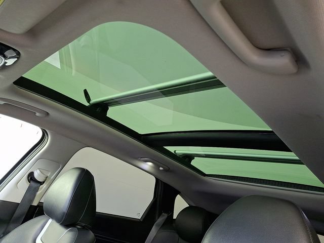 Used 2022 Hyundai Tucson Limited w/ Winter Package FWD image 16