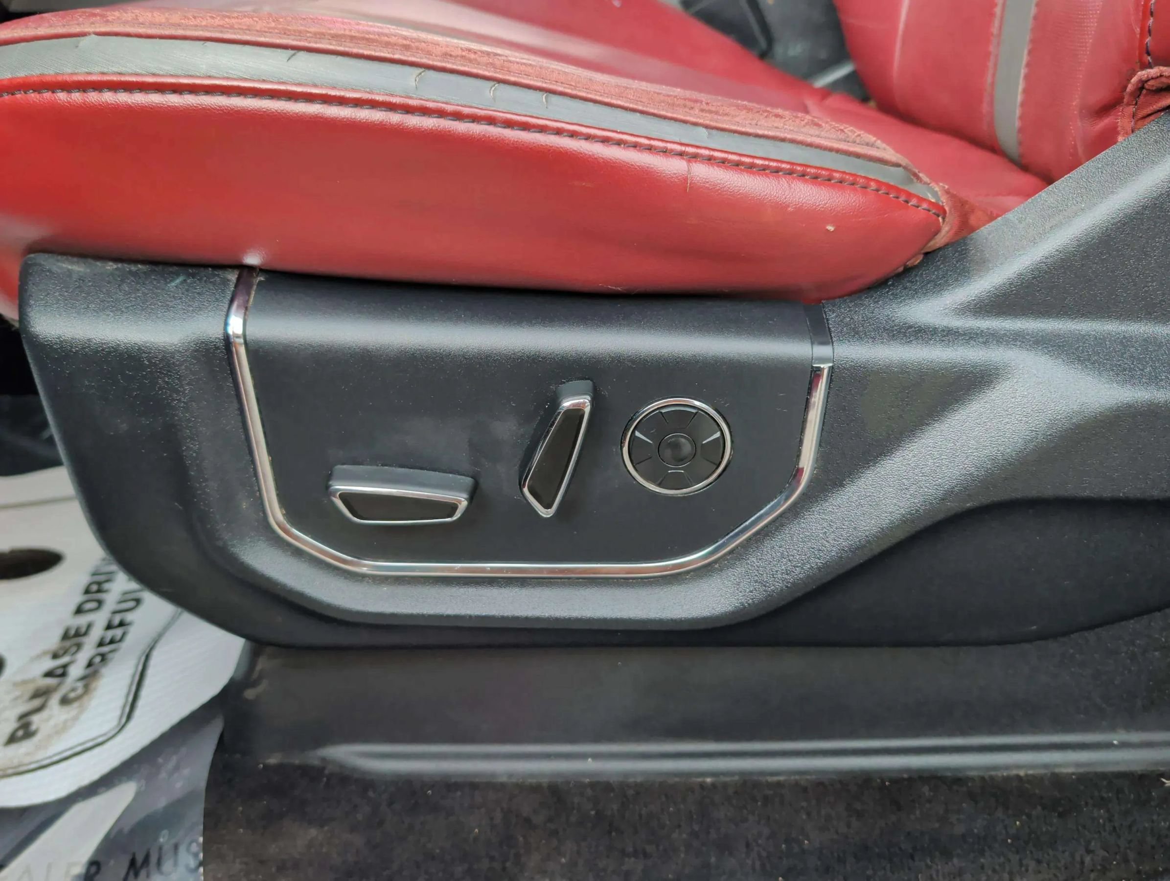 Used 2018 Ford F150 Platinum w/ Equipment Group 701A Luxury RWD image 14
