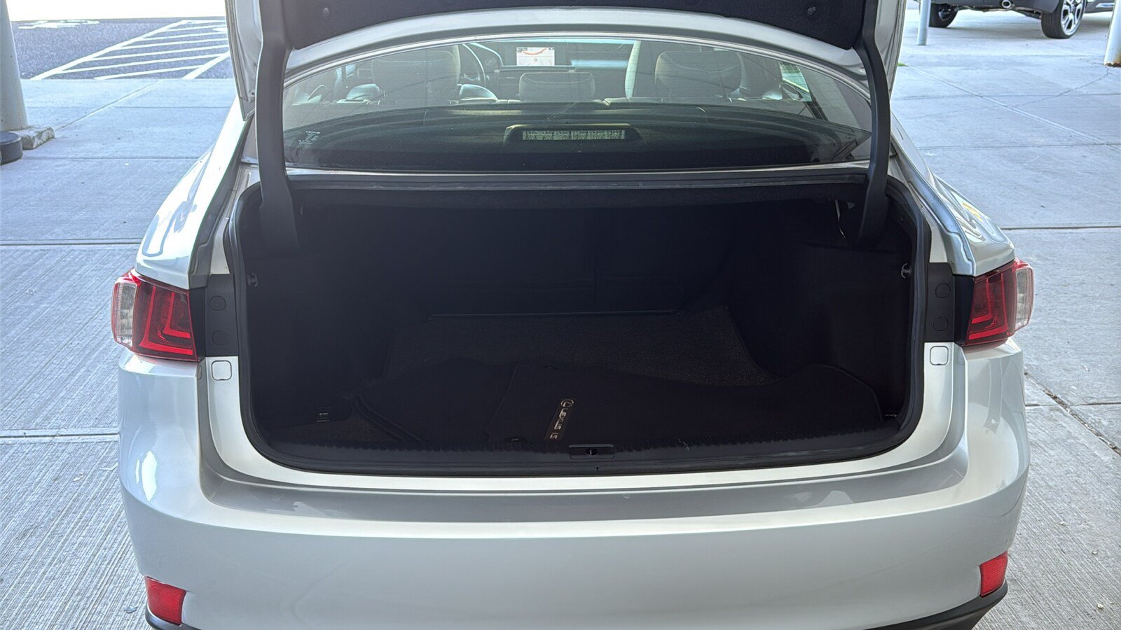 Used 2014 Lexus IS 350 AWD w/ F Sport Package image 26