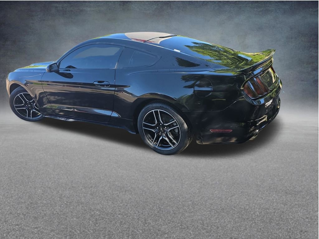 Used 2017 Ford Mustang Coupe RWD image 11