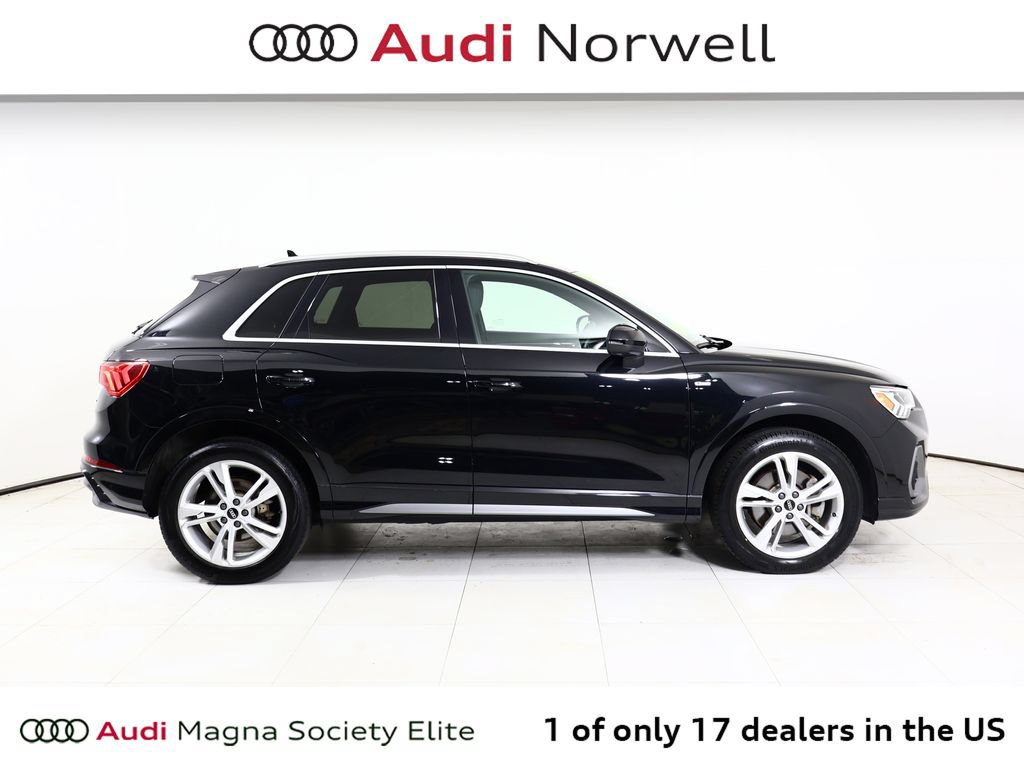 Certified 2022 Audi Q3 2.0T Premium Plus w/ Premium Plus Package AWD/4WD image 18