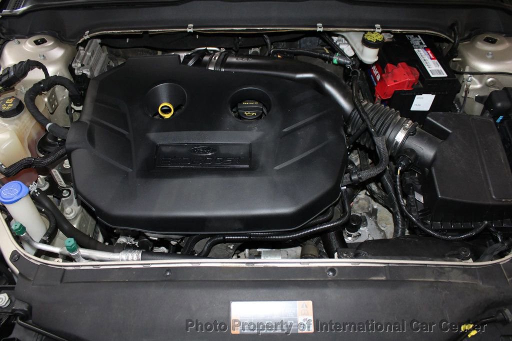 Used 2017 Ford Fusion SE image 30