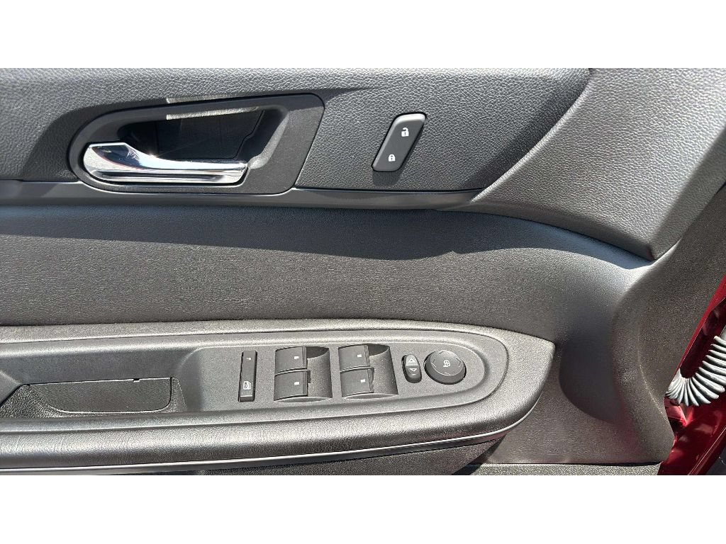 Used 2015 Chevrolet Traverse LT AWD/4WD image 21