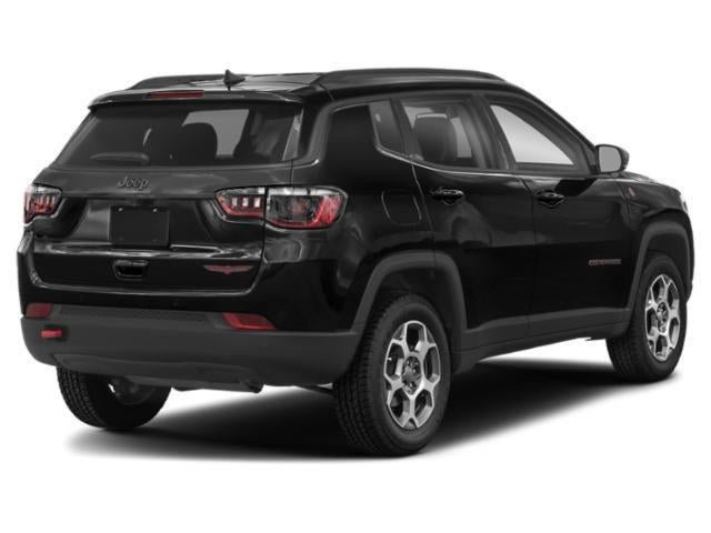 Used 2022 Jeep Compass Trailhawk w/ Trailhawk Elite Group AWD/4WD image 3