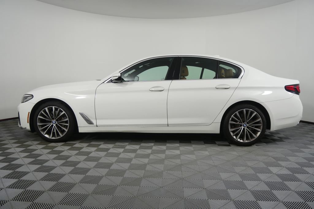 Certified 2023 BMW 530i w/ Premium Package image 6