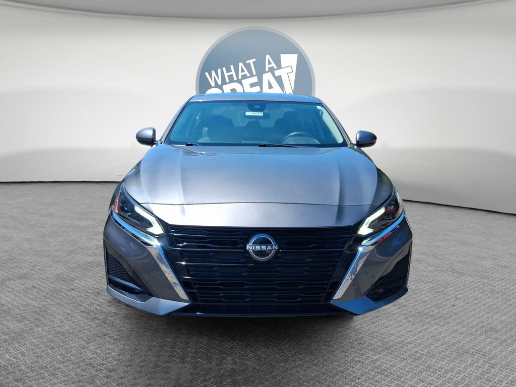 Used 2023 Nissan Altima 2.5 S FWD image 9