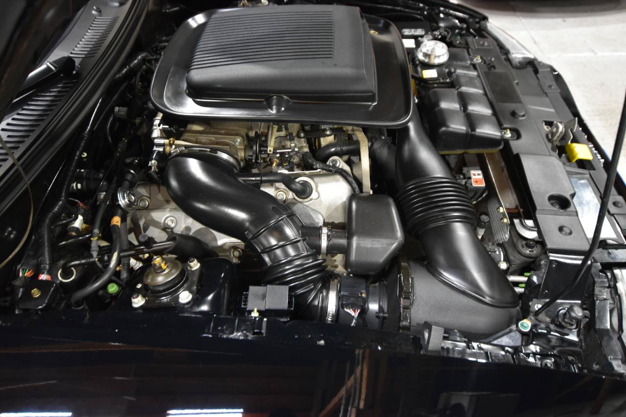 Used 2004 Ford Mustang Mach 1 RWD image 43