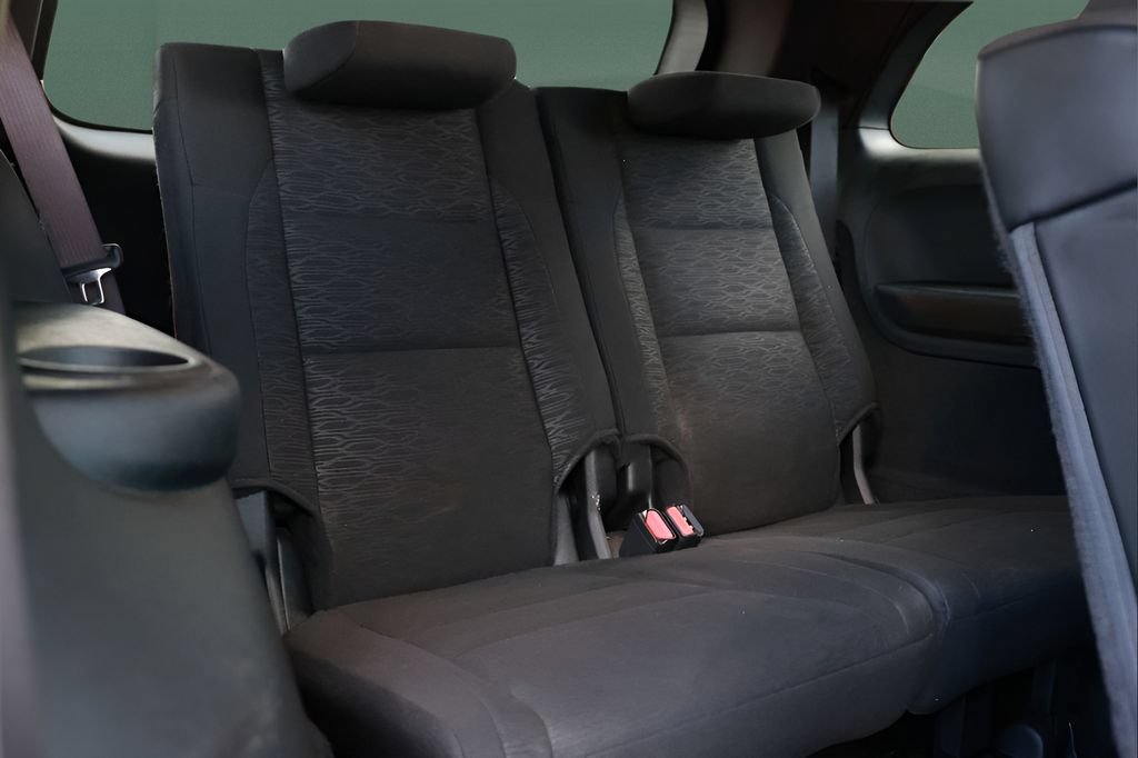 Used 2022 Dodge Durango SXT w/ Blacktop Package AWD/4WD image 28