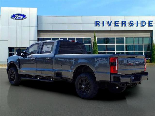 New 2026 Ford F350 Lariat w/ Black Appearance Package image 31