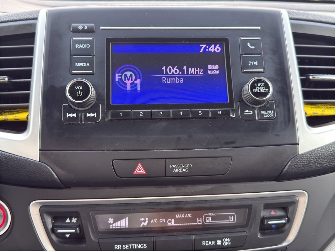 Used 2018 Honda Pilot LX image 17