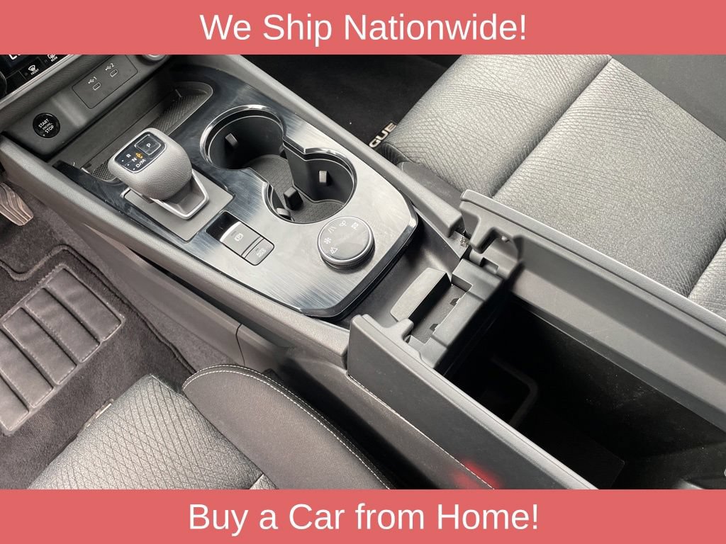 Used 2025 Nissan Rogue SV AWD/4WD image 9
