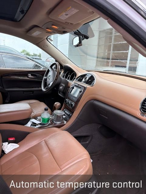 Used 2017 Buick Enclave Leather FWD image 7