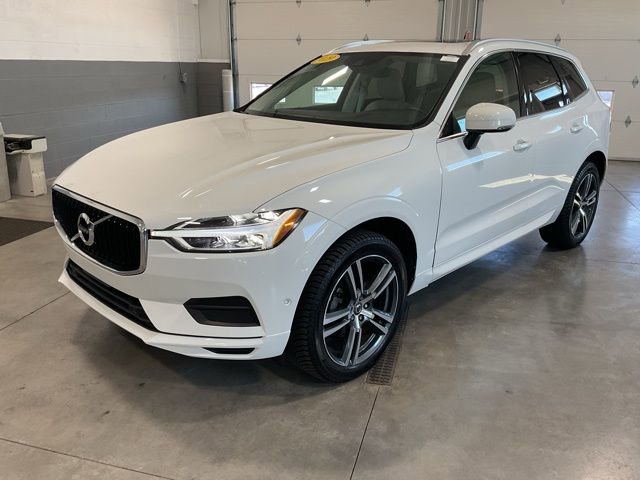 Used 2019 Volvo XC60 T5 Momentum w/ Premium Package image 3