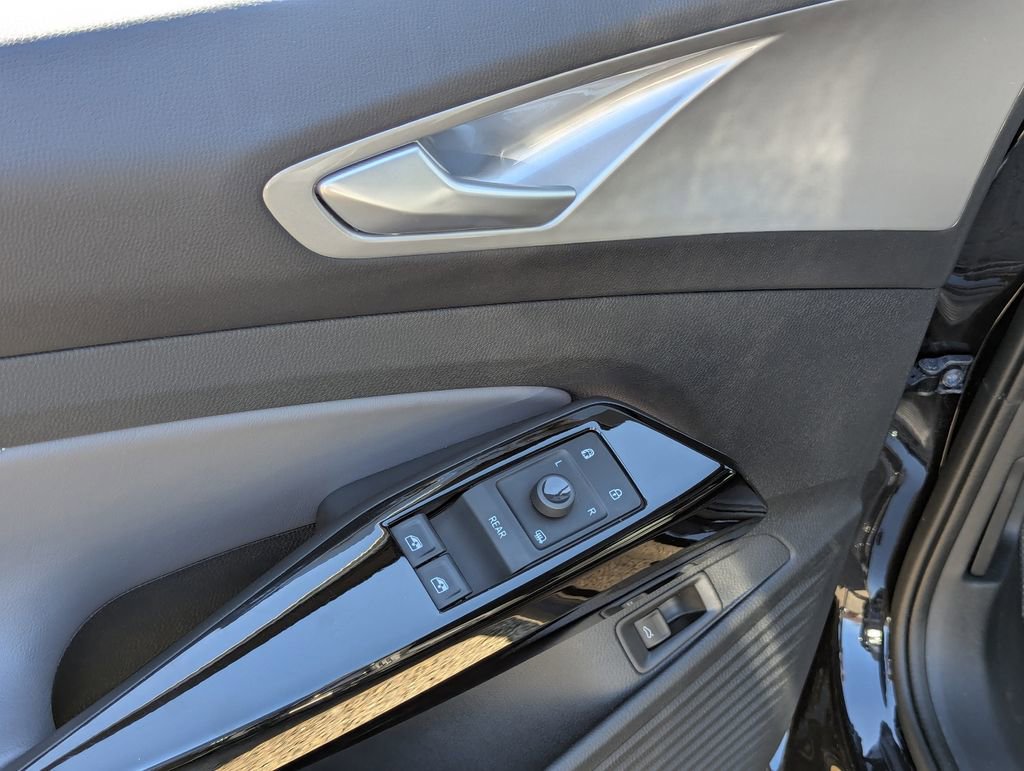 Certified 2023 Volkswagen ID.4 Pro S image 11