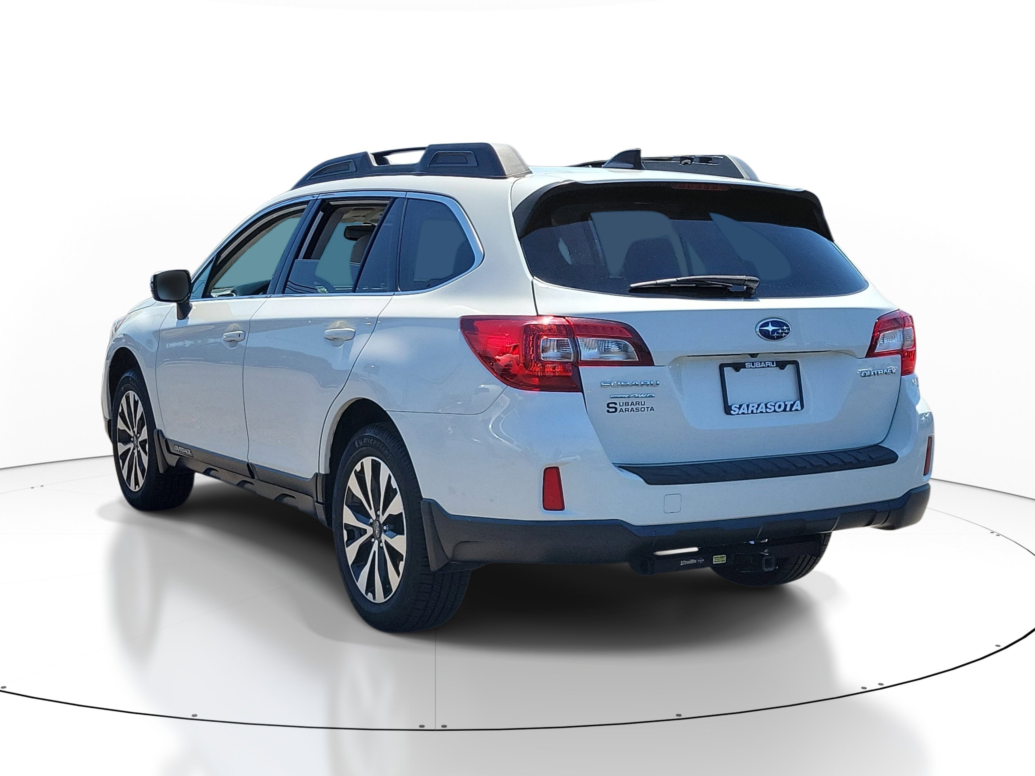 Used 2016 Subaru Outback 2.5i Limited image 4