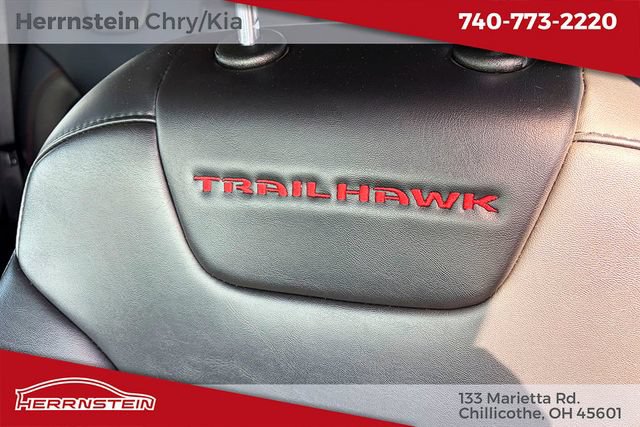 Used 2020 Jeep Cherokee Trailhawk w/ Cold Weather Group AWD/4WD image 23