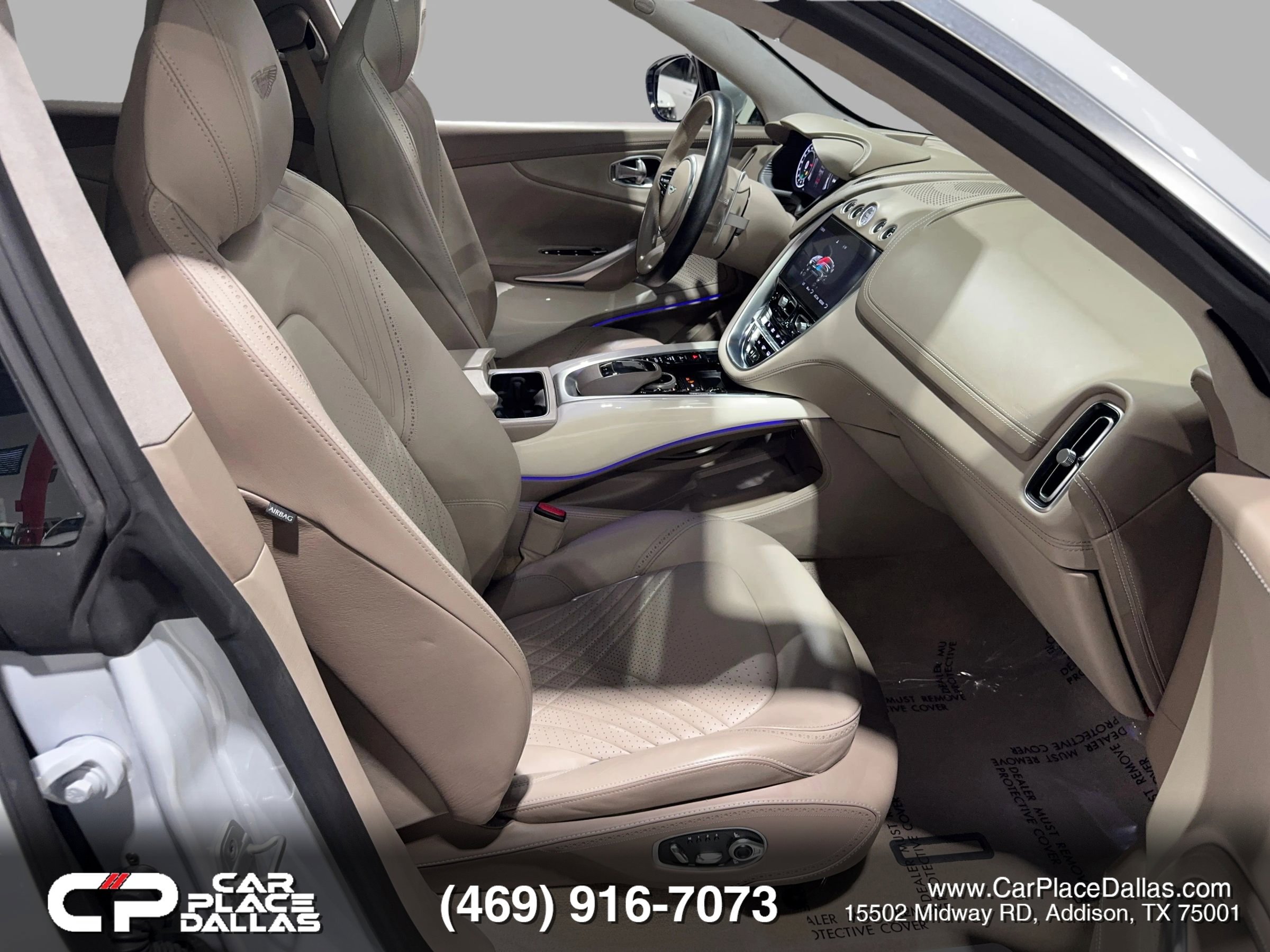 Used 2021 Aston Martin DBX image 30