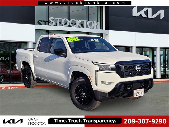Used 2023 Nissan Frontier SV w/ Midnight Edition Package image 1