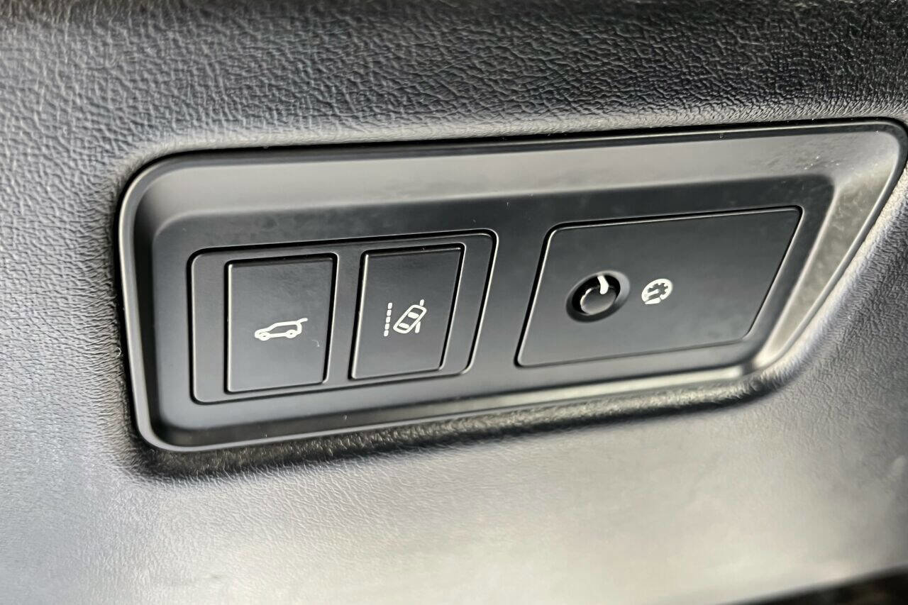 Used 2016 Land Rover Range Rover Sport Autobiography image 29