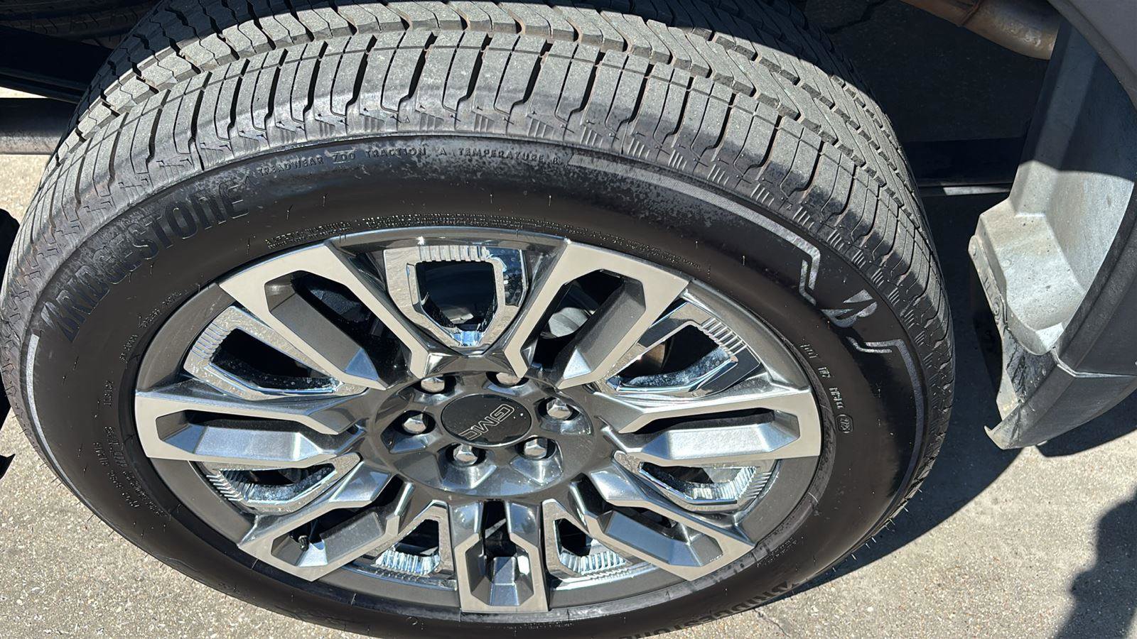 Certified 2024 GMC Sierra 1500 Denali Ultimate image 12