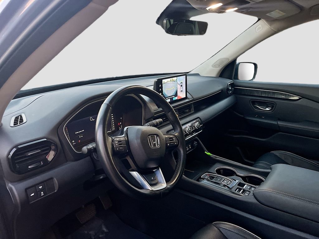 Used 2023 Honda Pilot Elite image 9