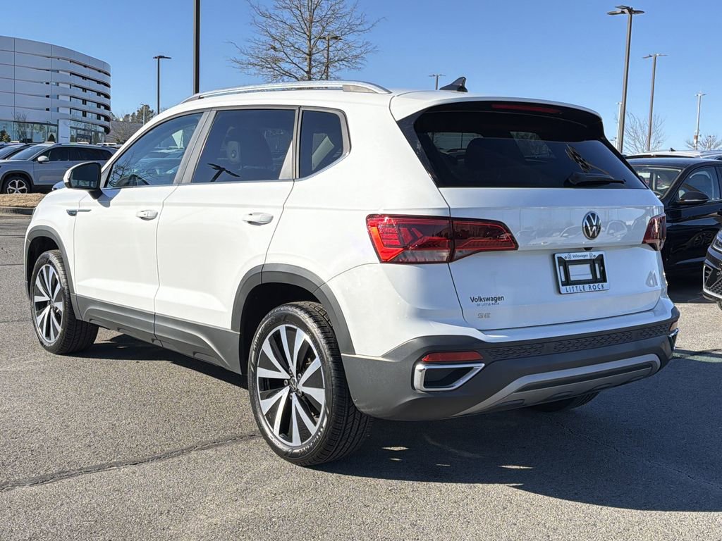 Used 2023 Volkswagen Taos SE image 3