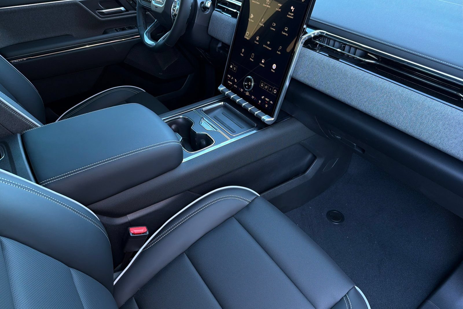 New 2026 GMC Sierra EV Elevation AWD/4WD image 15