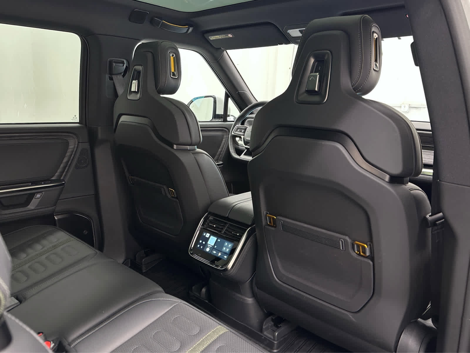 Used 2026 Rivian R1S Adventure image 21