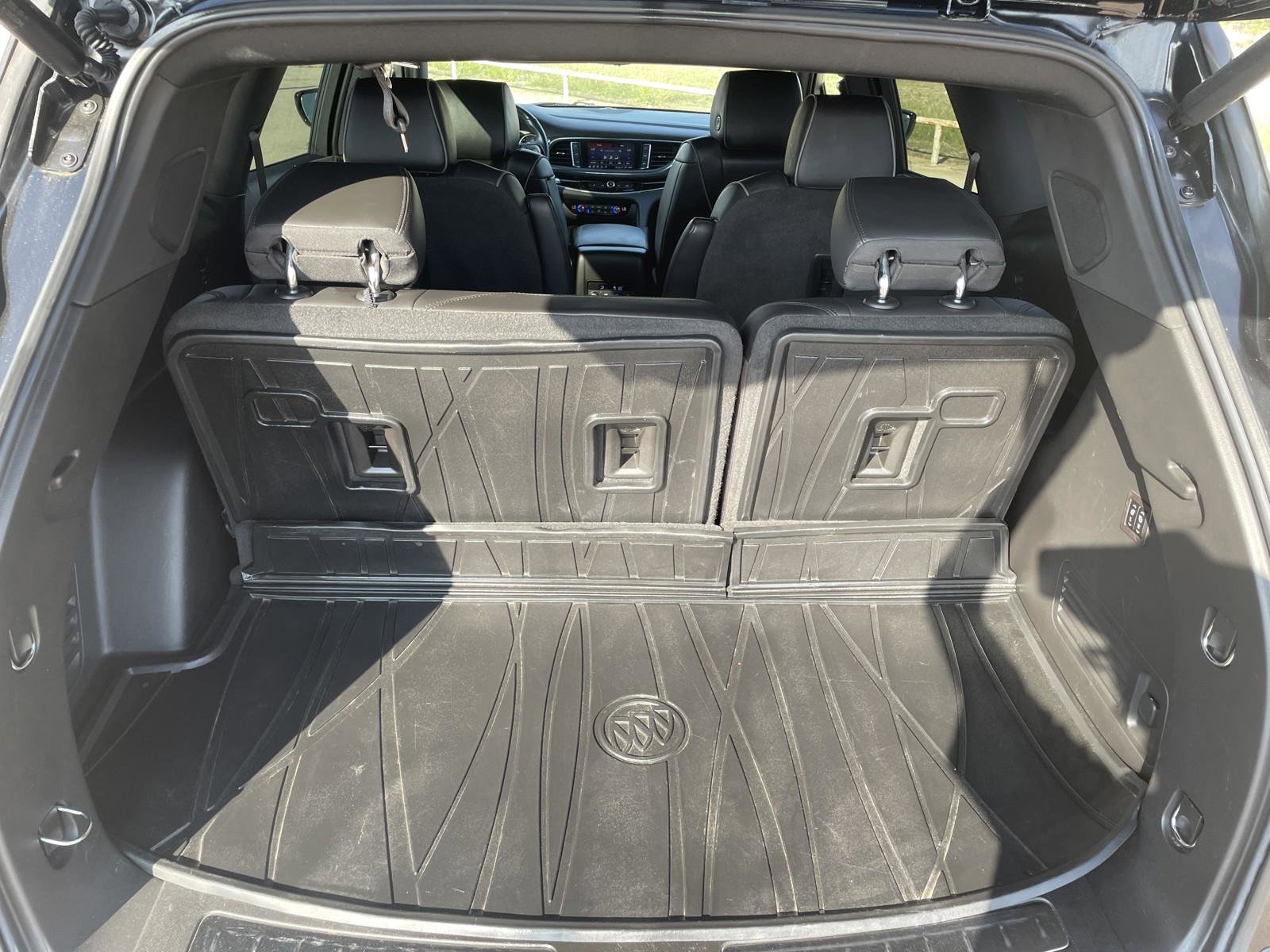 Used 2022 Buick Enclave Avenir w/ Avenir Technology Package image 32