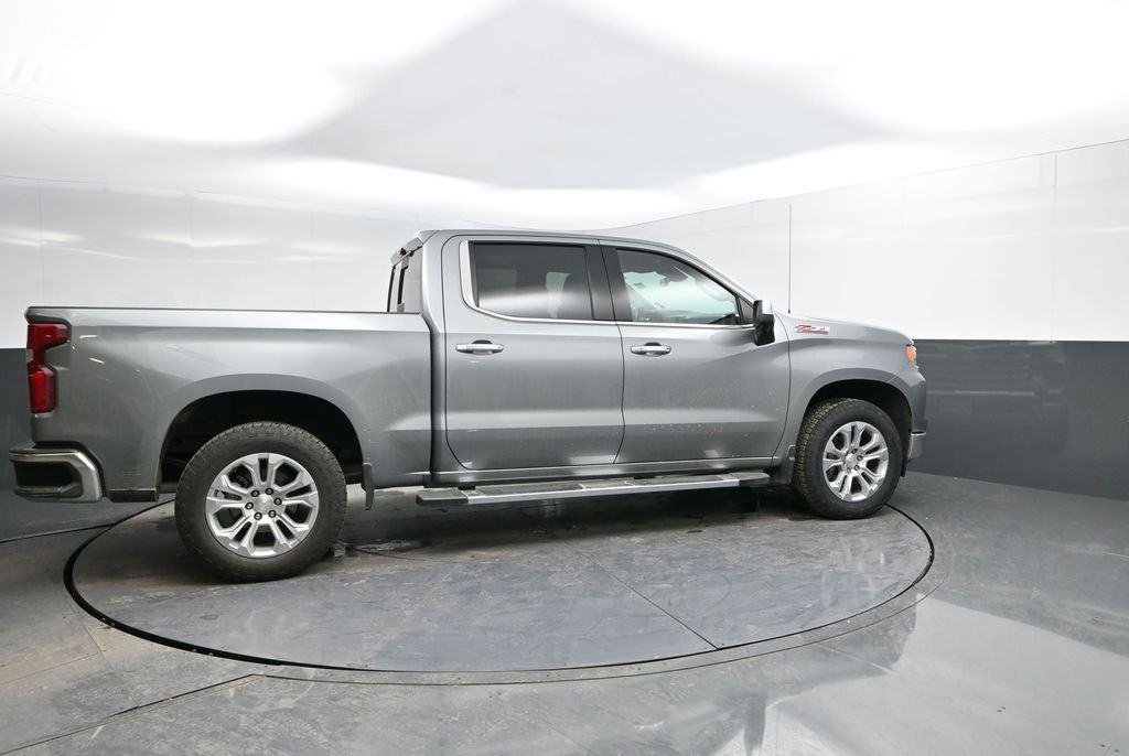 Used 2024 Chevrolet Silverado 1500 LTZ w/ Technology Package image 8