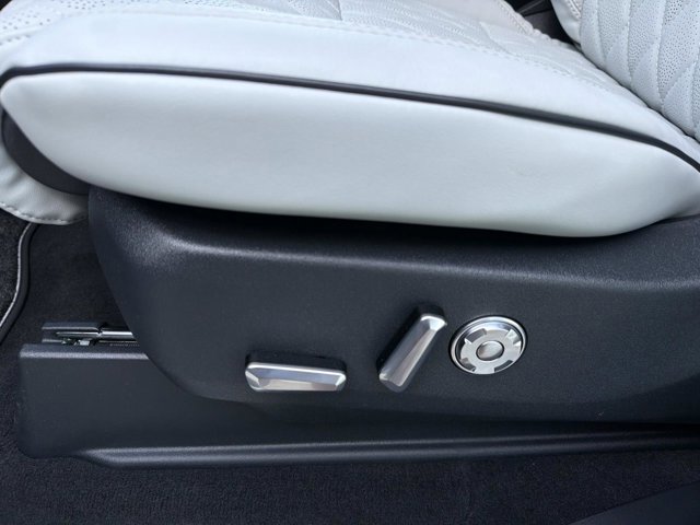 New 2026 Lincoln Navigator Black Label image 12