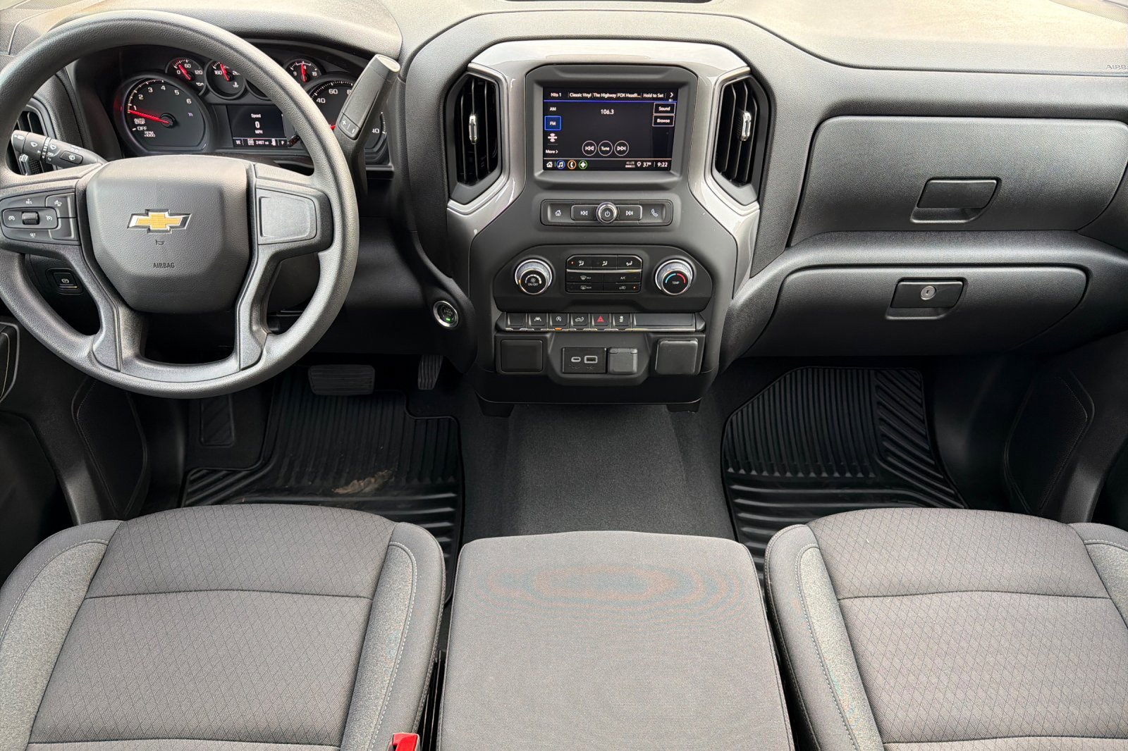 Used 2025 Chevrolet Silverado 1500 Custom w/ LPO, Dark Essentials Package image 10