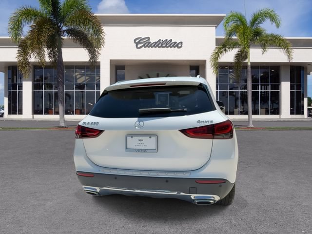 Used 2023 Mercedes-Benz GLA 250 4MATIC w/ Premium Package image 12