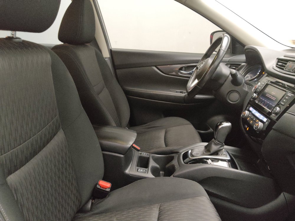 Used 2019 Nissan Rogue SV FWD image 21