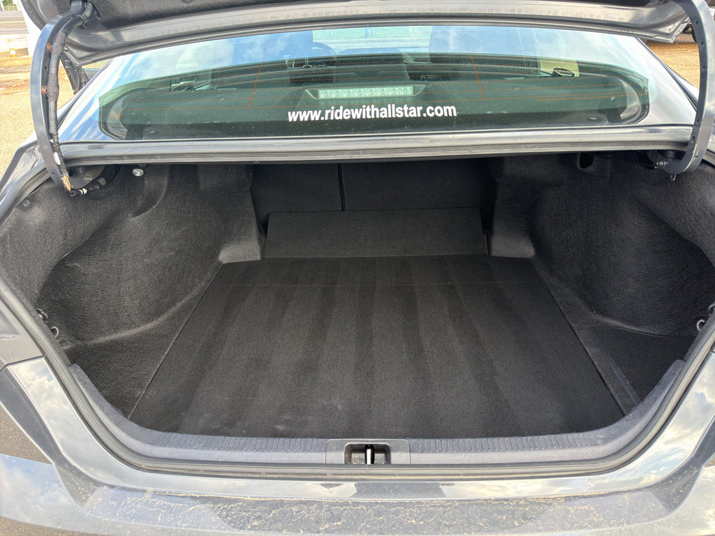 Used 2025 Toyota Camry LE FWD image 21