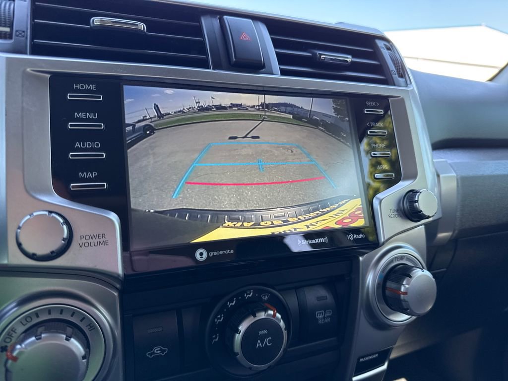 Used 2020 Toyota 4Runner SR5 Premium w/ Moonroof Package AWD/4WD image 28