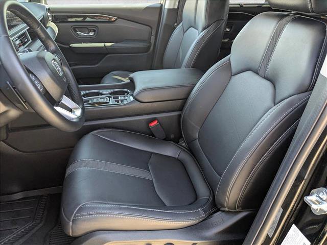 Used 2025 Honda Pilot Touring image 15