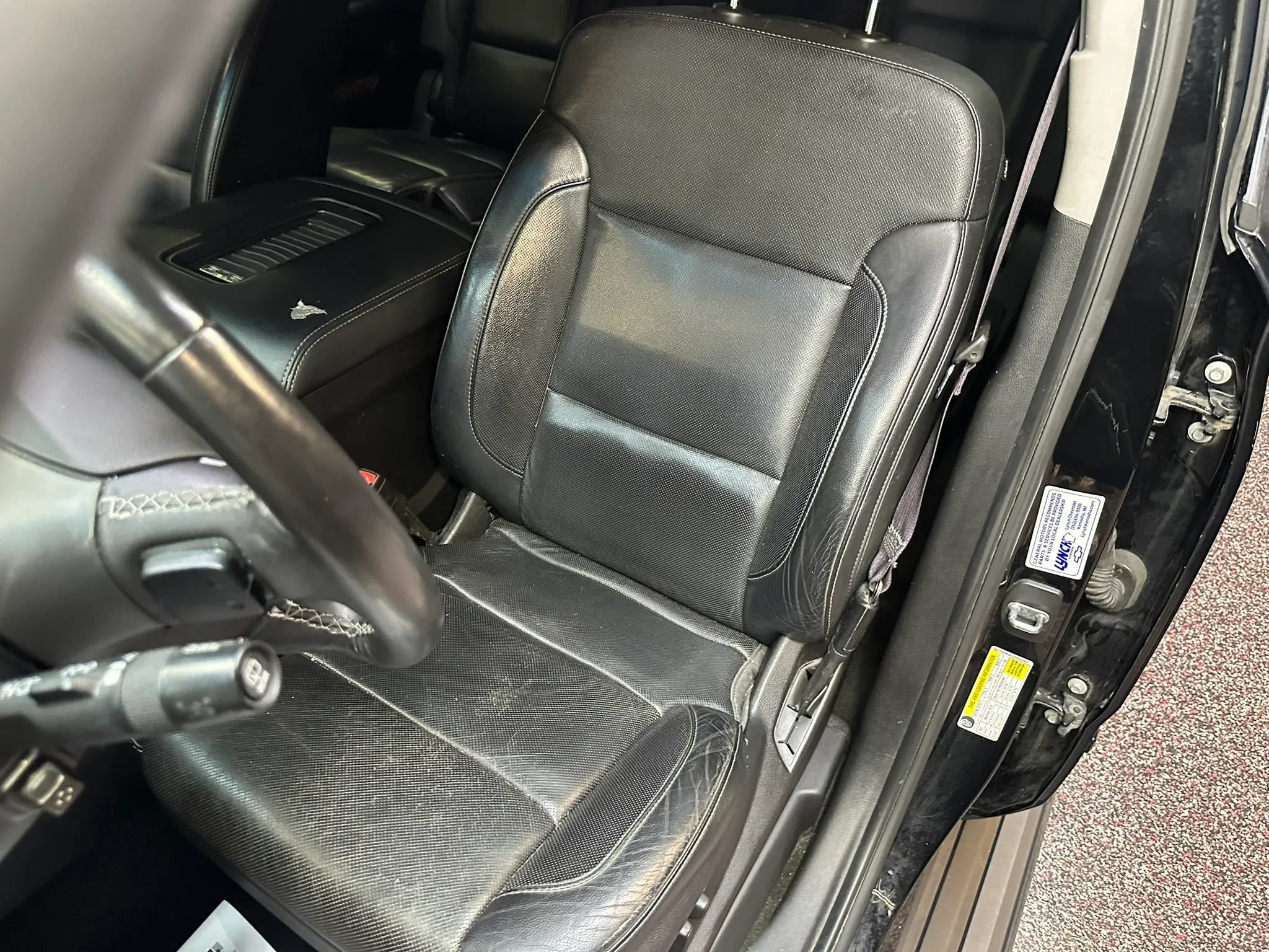 Used 2016 Chevrolet Suburban LTZ AWD/4WD image 18