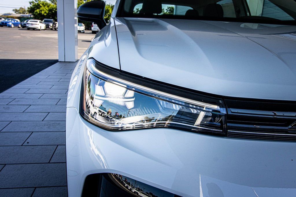 New 2026 Volkswagen Taos S FWD image 6