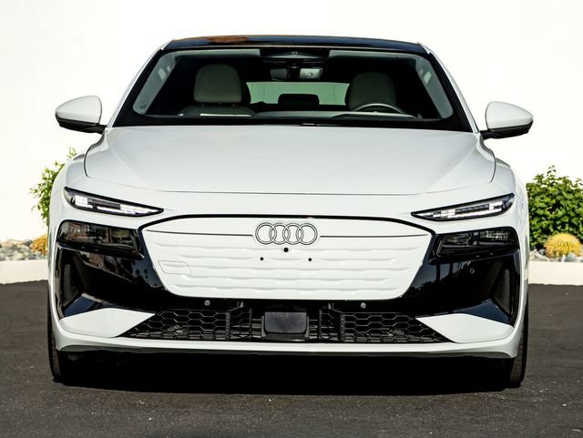 Used 2025 Audi A6 e-tron Premium Plus w/ Premium Plus RWD image 3