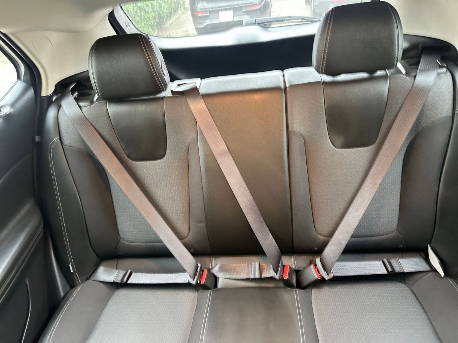 Used 2025 Buick Encore GX Preferred image 38