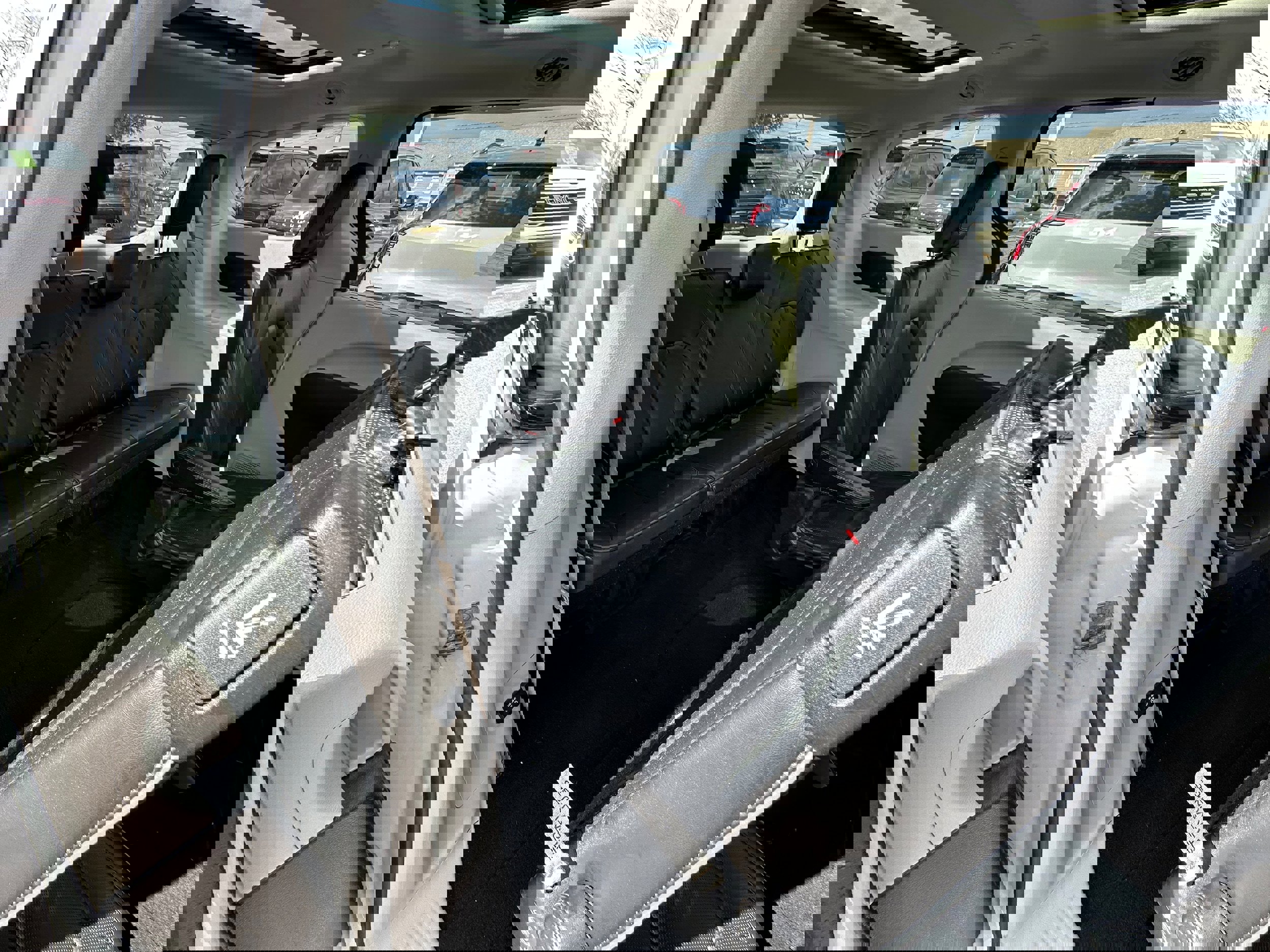 Used 2018 Chrysler Pacifica Limited image 22