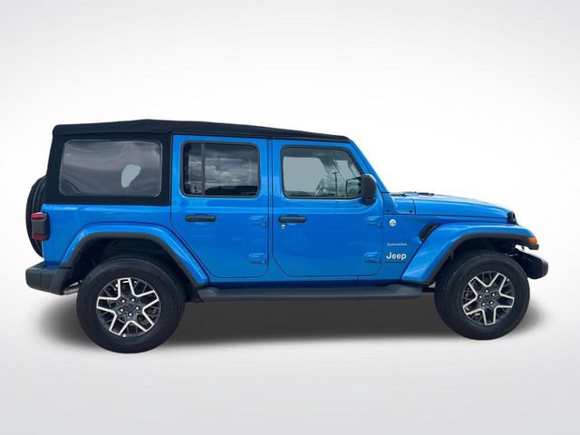 Used 2024 Jeep Wrangler Unlimited Sahara AWD/4WD image 12