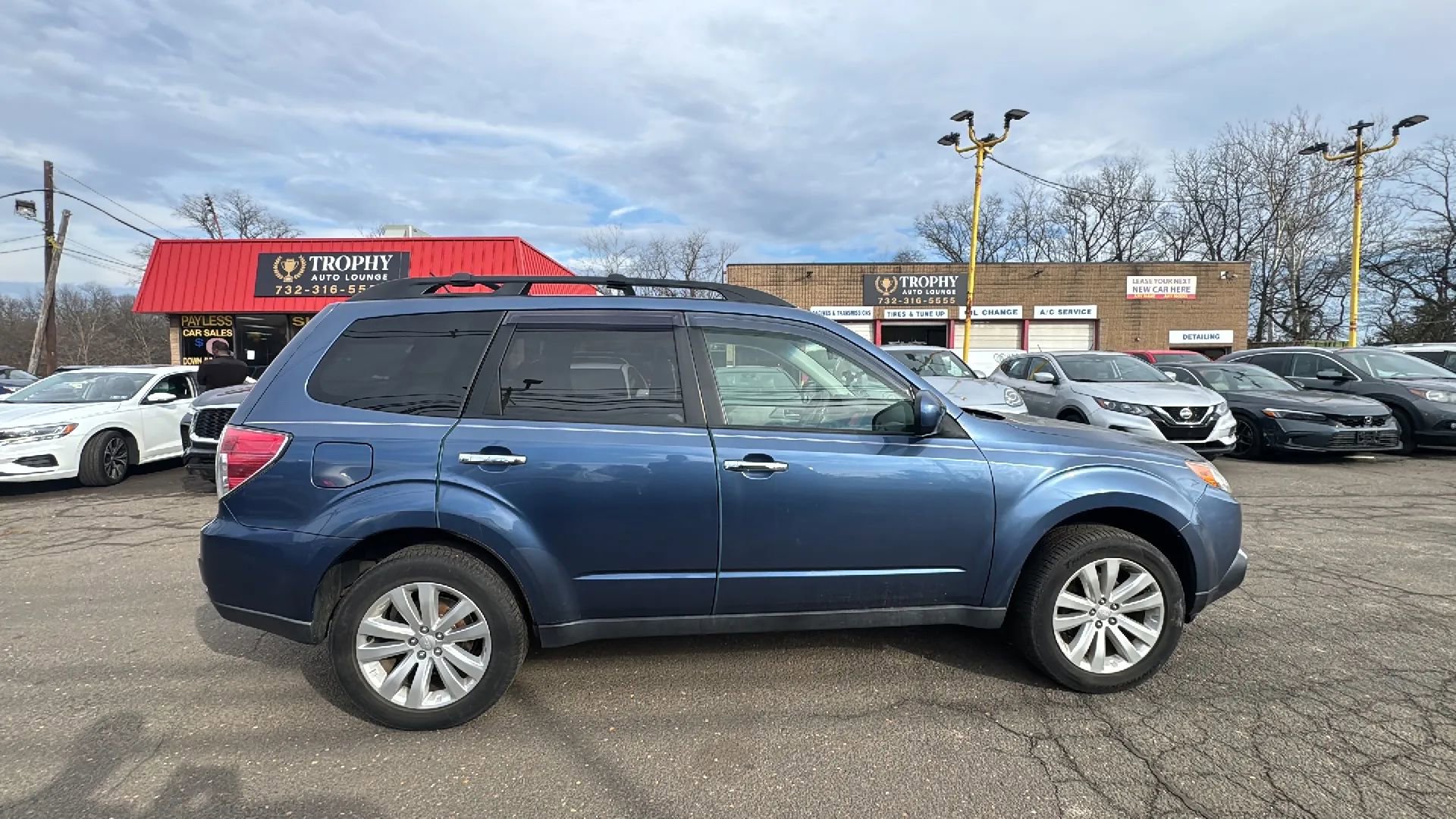Used 2013 Subaru Forester 2.5X Premium w/ Plus Pkg image 4