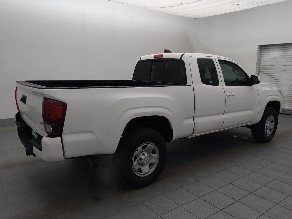 Used 2020 Toyota Tacoma SR image 10