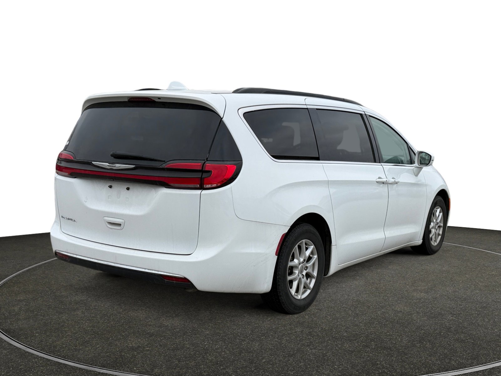 Used 2022 Chrysler Pacifica Touring-L image 6