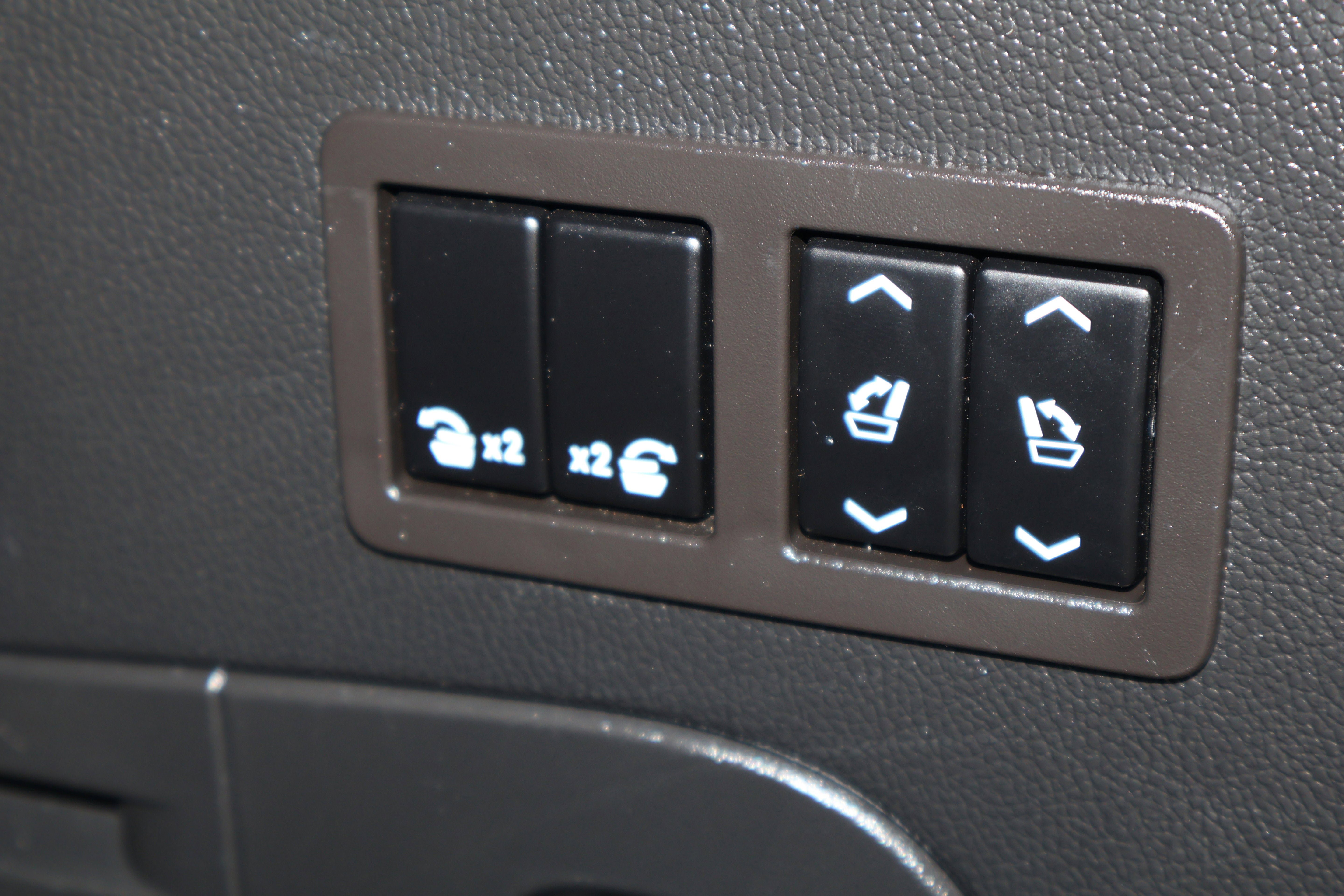 Used 2020 GMC Yukon Denali w/ Open Road Package image 61