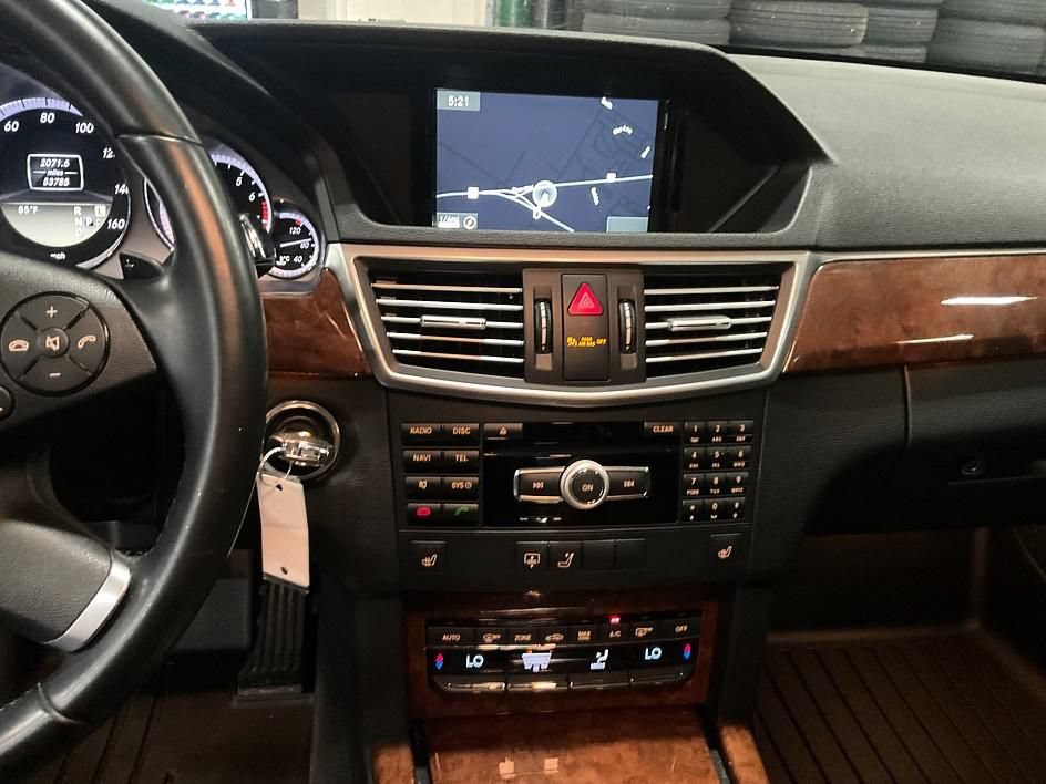 Used 2012 Mercedes-Benz E 350 Sedan image 21