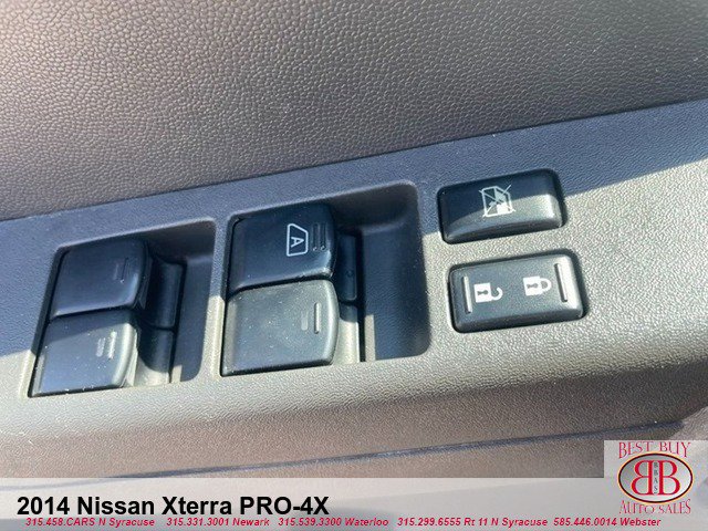 Used 2014 Nissan Xterra PRO-4X w/ Pro-4x Leather Package image 12
