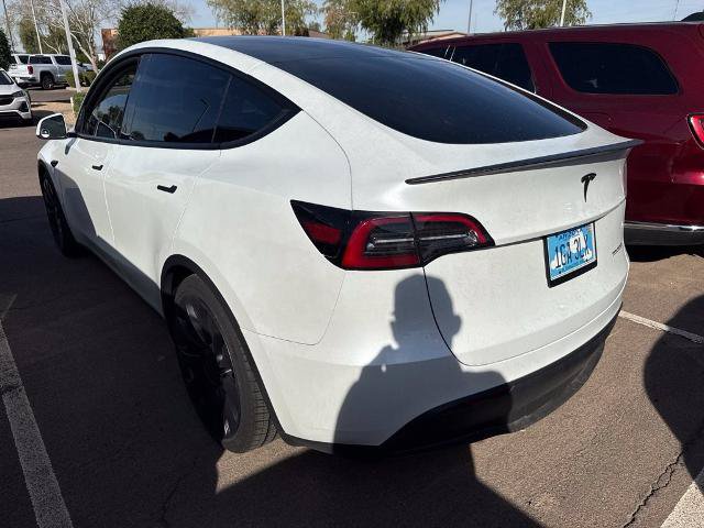 Used 2024 Tesla Model Y Performance AWD/4WD image 3